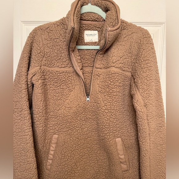 Abercrombie & Fitch Sherpa Pullover - S - Picture 1 of 3